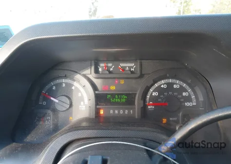 2013 Ford E-350 Super Duty Commercial from USA, damaged, VIN 1FTSE3EL8DDB24661